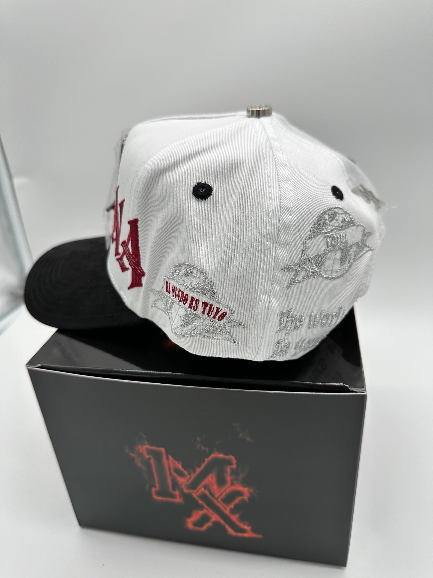 GORRA CARA CORTADA